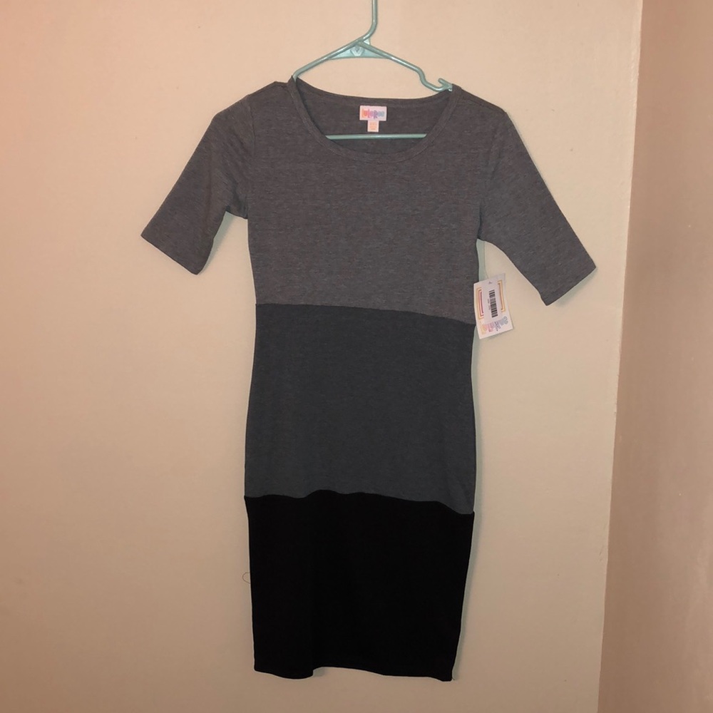 Lulu-roe three toned knit dress